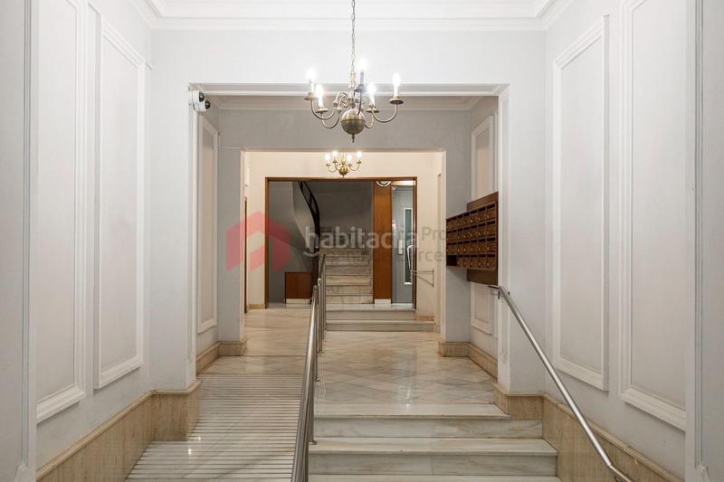 Foto b451f1be-2d4d-4e97-a2ec-2e1c0d8e46a9. Appartement dans Barri de les Corts Barcelona