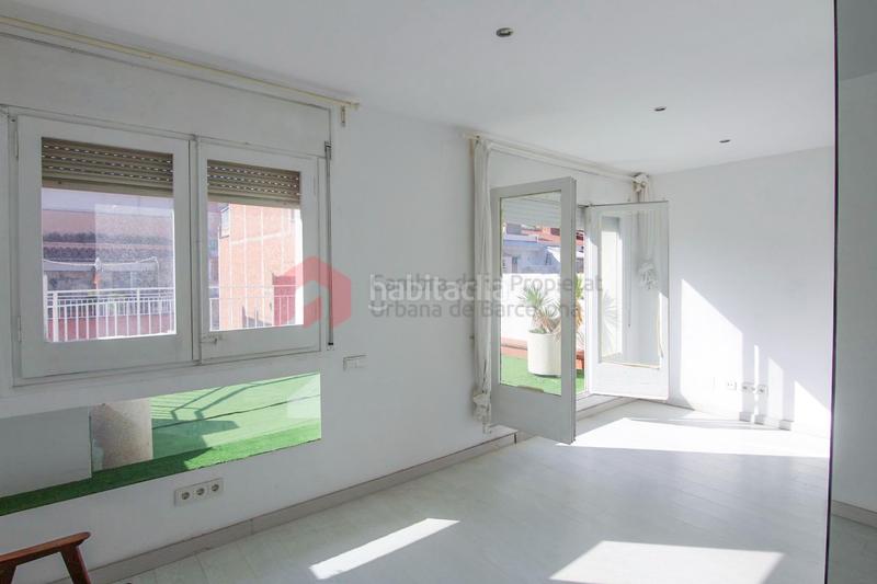 Foto 65559ef9-1cf9-4d4f-b288-d4600a555f26. Dachwohnung in Sant Ramon - Maternitat Barcelona