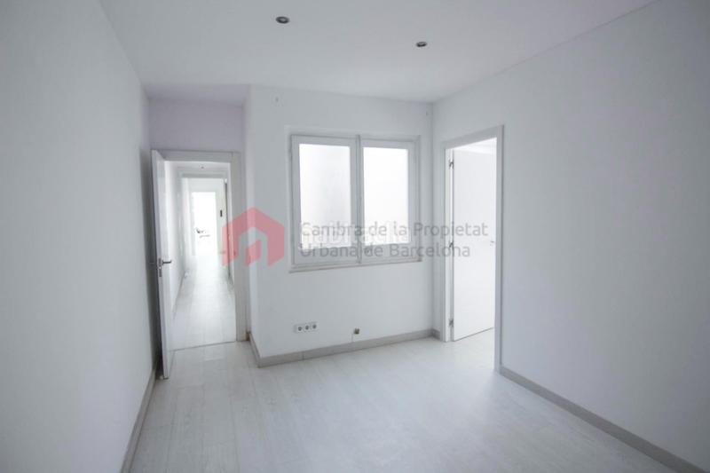 Foto 72d2ae86-d3af-4f4f-8c30-06bbf14ba697. Dachwohnung in Sant Ramon - Maternitat Barcelona