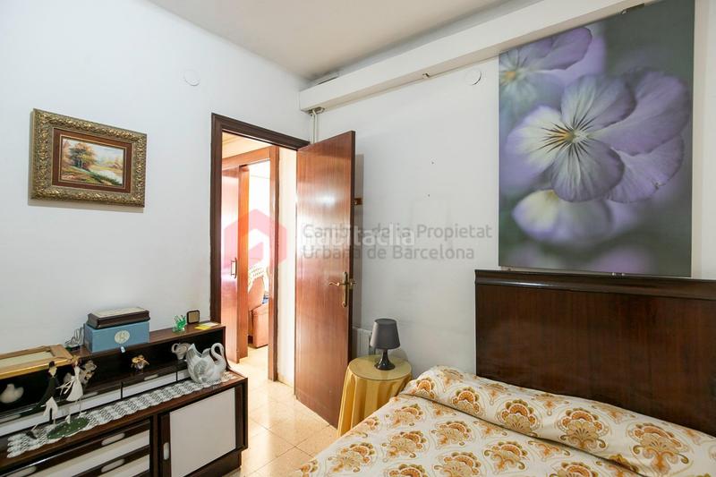 Foto 7f2909d9-0fc2-48a3-8057-0e26c558f354. Pis amb calefacció a Sant Antoni Barcelona