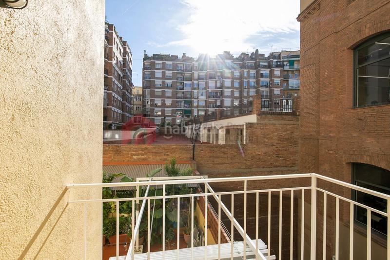 Foto f1c1b52d-f8c4-42c4-b531-4d575fa84375. Pis amb calefacció a Sant Antoni Barcelona