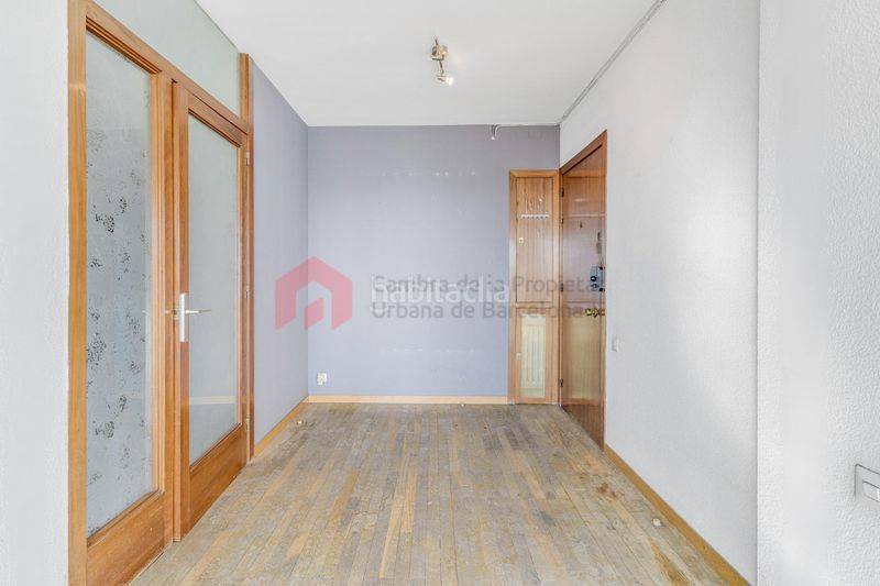 Foto cb7cce2b-3e37-4995-859a-c2dbd2985948. Pis a Fort Pienc Barcelona
