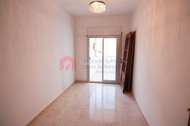 Foto e70c6eaa-1b7c-4f1c-9db9-3d4c567e108a. Pis a Vallcarca - Penitents Barcelona