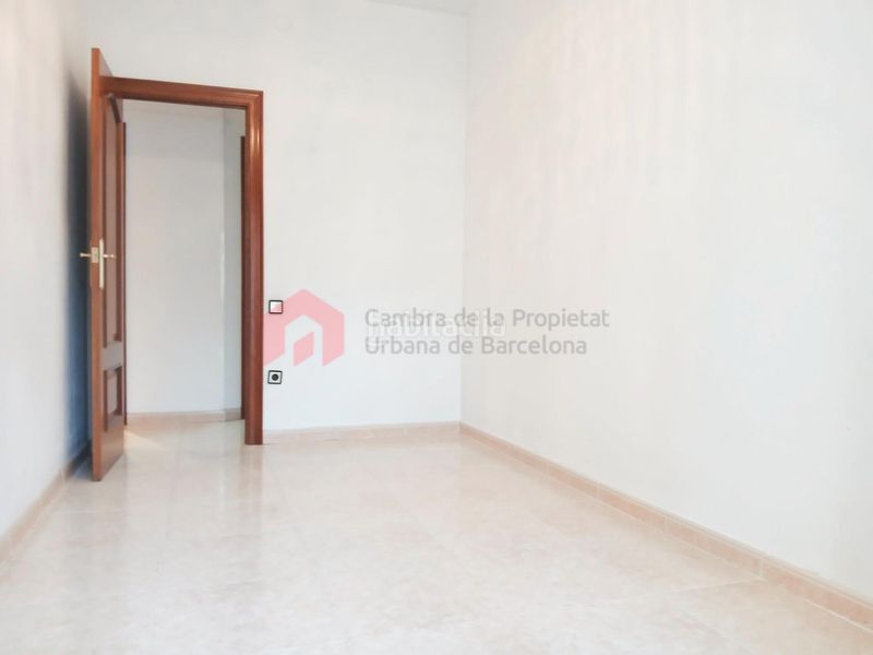 Foto f5ef0434-393a-46e7-bc2d-145e2ae379ad. Pis a Vallcarca - Penitents Barcelona