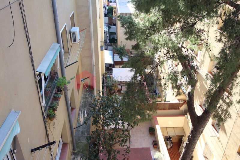 Foto 0be16dce-002b-4cbc-8fa2-a4030ffd287a. Pis a Vallcarca - Penitents Barcelona