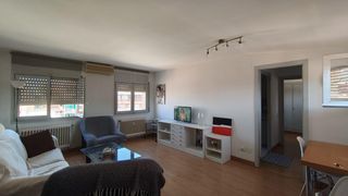 Location Appartement à Príncep de Viana-Clot-Xalets Humbert Torres. Apartamento de 1 habitacion en el centro de lleida