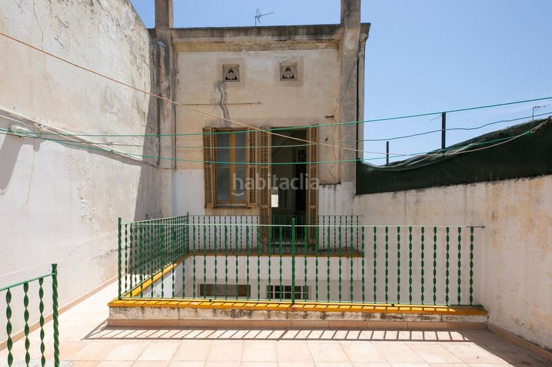 Foto dad1e737-73fe-4b33-a895-efcb850a94fc. Casa amb calefacció aparcament a Centre Masnou (El)