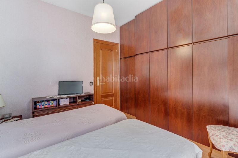 Foto 6d58b74b-e969-43d5-a860-3239db6cdbe5. Pis a Vila de Gràcia Barcelona