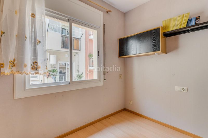 Foto 9b934978-1247-4d00-a665-46017edfc8e2. Pis a Vila de Gràcia Barcelona