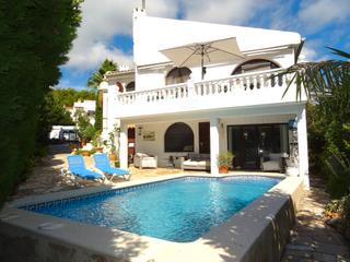 Chalet  Calle aralar. Chalet en las fuentes