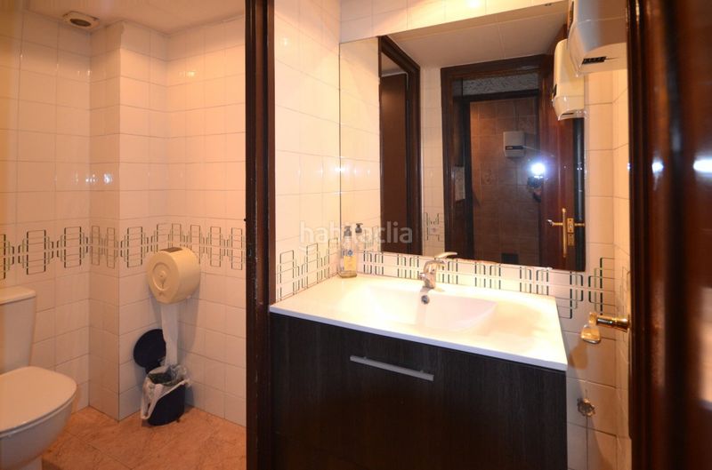 Foto 5b09cfa7-95e3-46c0-91eb-7a4345889656. Local comercial a Llevant Reus