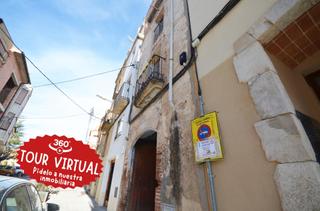 Mas à Calle reria 76. Casa para reformar, céntrica y con muchas opciones.
