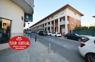 Reihenhaus in Calle requet de felix 75. Tu hogar ideal adosado esquinero que enamora
