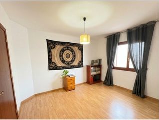 Pis  Carrer de manacor. Piso ideal por su tamaño y ubicación