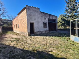 Solar urbano en Piera. Parcela con construcción