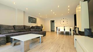 Maison jumele dans Sant Andreu de la Barca. Casa en el pueblo, zona can salvi