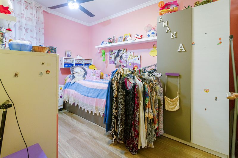 Foto 3eef56f9-7cd8-4bf4-ae27-2e624c86e142. Piso en Martorell