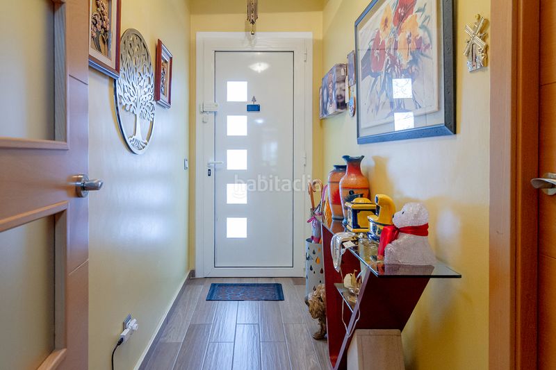 Foto b8e965ac-32bd-4df3-8646-834a6e7b67ed. Piso en Martorell