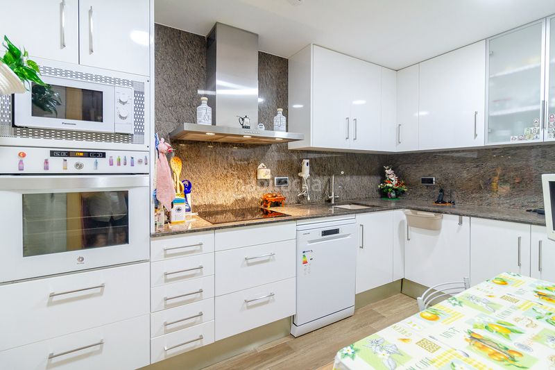 Foto cbcf1938-7ec3-4da5-b906-c7a2c9603c02. Piso en Martorell