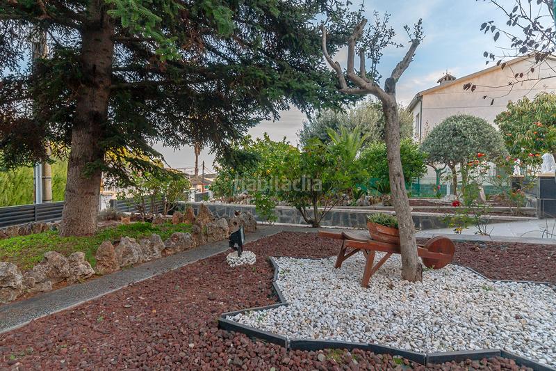 Foto 79c92ecb-e003-49d7-ba85-83287679ef2f. Casa con camino riscaldamento parcheggio piscina in Piera