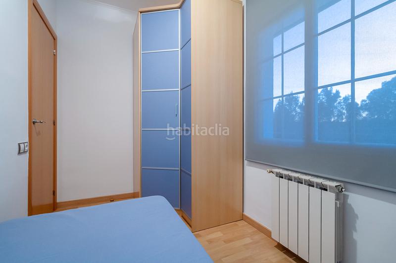 Foto af25b0b4-0bf3-46f1-ab05-08dcde16e8eb. Casa con camino riscaldamento parcheggio piscina in Piera