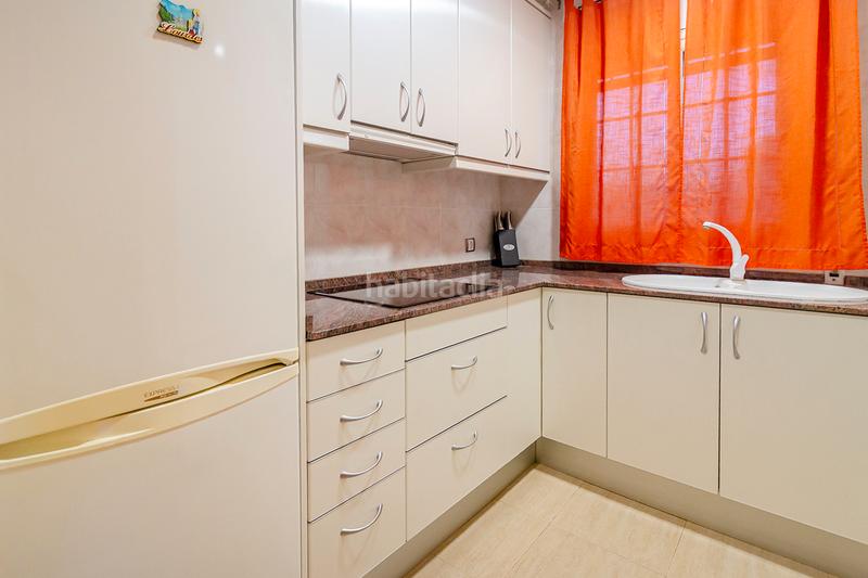 Foto ba254cf4-4ad4-494d-8645-58e87bebc699. Casa con camino riscaldamento parcheggio piscina in Piera