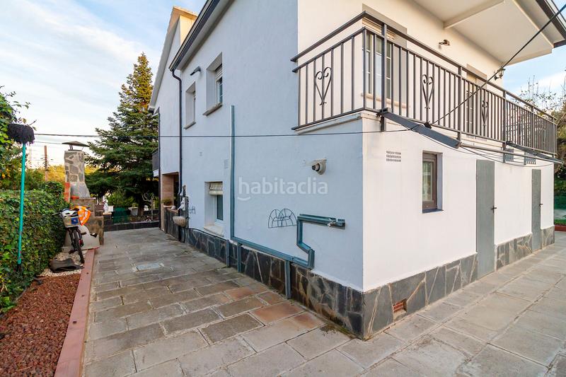 Foto f925f674-16de-42ea-a0af-989002aecfad. Casa con camino riscaldamento parcheggio piscina in Piera