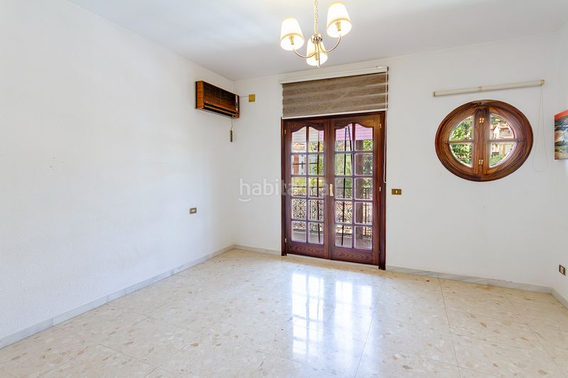 Foto 5122966e-bbf2-4d9a-9d2b-e15a05d040d2. Casa amb xemeneia calefacció aparcament piscina a Masquefa