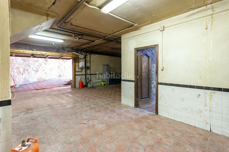Foto a0275faf-a505-4e6e-beb7-3a52cb3be2a5. Casa amb xemeneia calefacció aparcament piscina a Masquefa