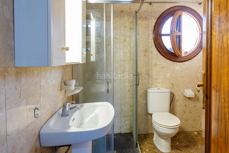 Foto f8520532-26fe-4a6f-bc38-49565d9f7f89. Casa amb xemeneia calefacció aparcament piscina a Masquefa