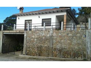 Xalet a Aiguaviva Parc. Torre en venta en vidreres