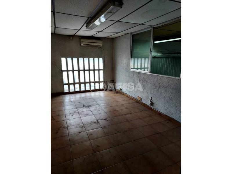 Foto b39ab4fa-6fc6-400b-a7d4-6923c49e9e5d. Fabrikhalle in Cardedeu