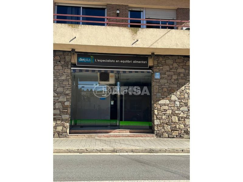Foto 149ff663-2fe3-4544-97d4-7446865eb8b9. Location local commercial dans Cardedeu