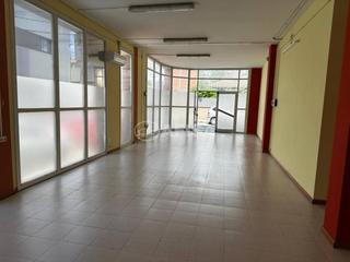 Lloguer Local Comercial a Cardedeu. Local comercial en alquiler