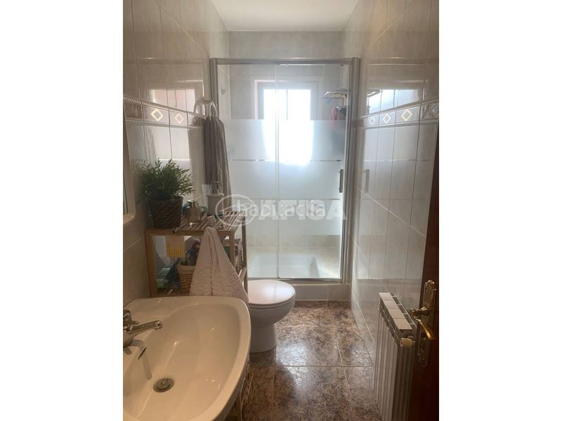 Foto bbefcd2f-8569-4988-9370-4c04f605e322. Xalet amb calefacció aparcament piscina a Cànoves i Samalús
