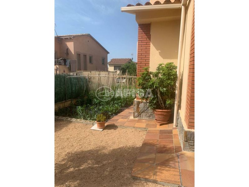 Foto bd2b1e55-3e8a-469a-b8ec-a39e041d3316. Xalet amb calefacció aparcament piscina a Cànoves i Samalús