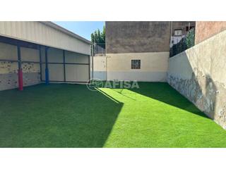 Lloguer Oficina a Cardedeu. Alquiler de oficina con patio