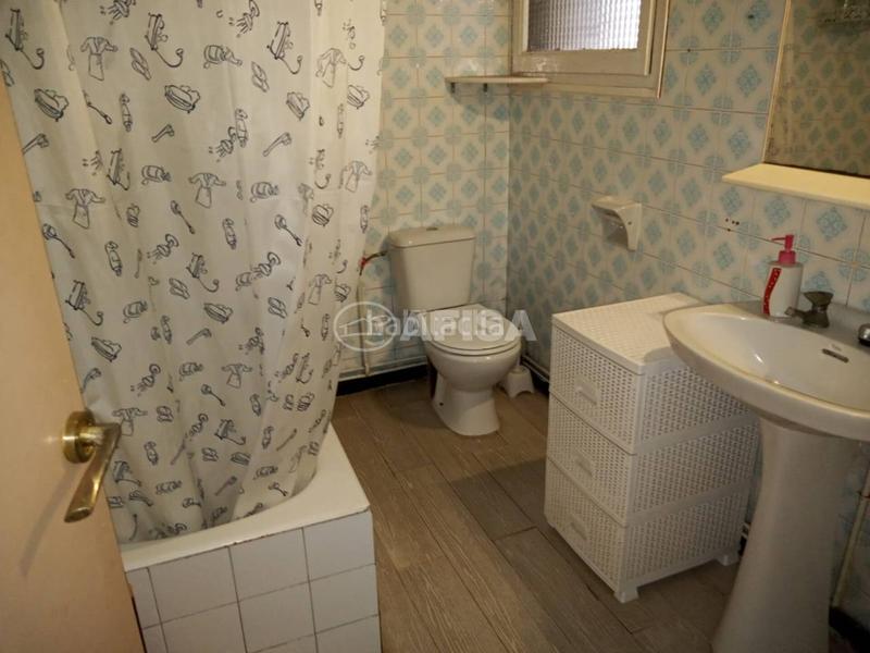 Foto 80e6b4f0-2310-4f6f-b5c5-77853df3579e. Edificio  en venta en Hostalric