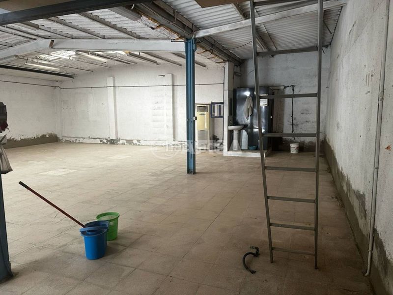 Foto be8e87c9-4acf-44d0-a1ac-51204bdb8019. Location bâtiment à usage industriel dans Cardedeu