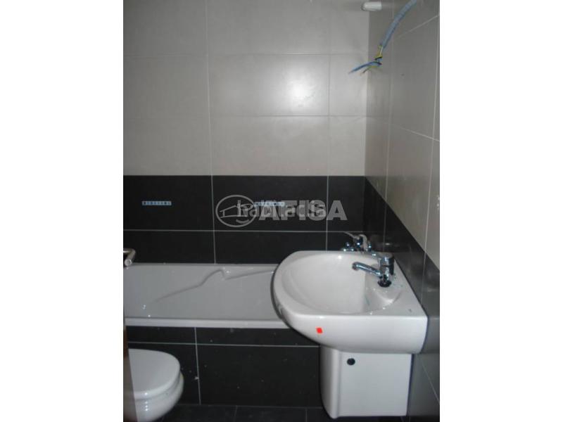 Foto 6d54a1c0-8e56-475b-b92c-9696937bfe79. Pis amb calefacció aparcament a Sils