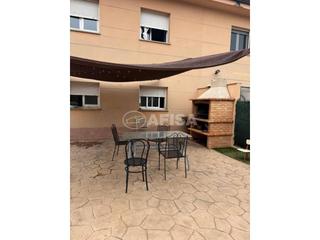 Maison jumelée à Sils. Casa adosada en venta en sils