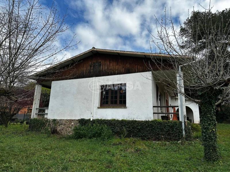 Foto ff333fe1-71fc-40ce-b3d0-950b7045e9d1. Chalet in Cànoves i Samalús