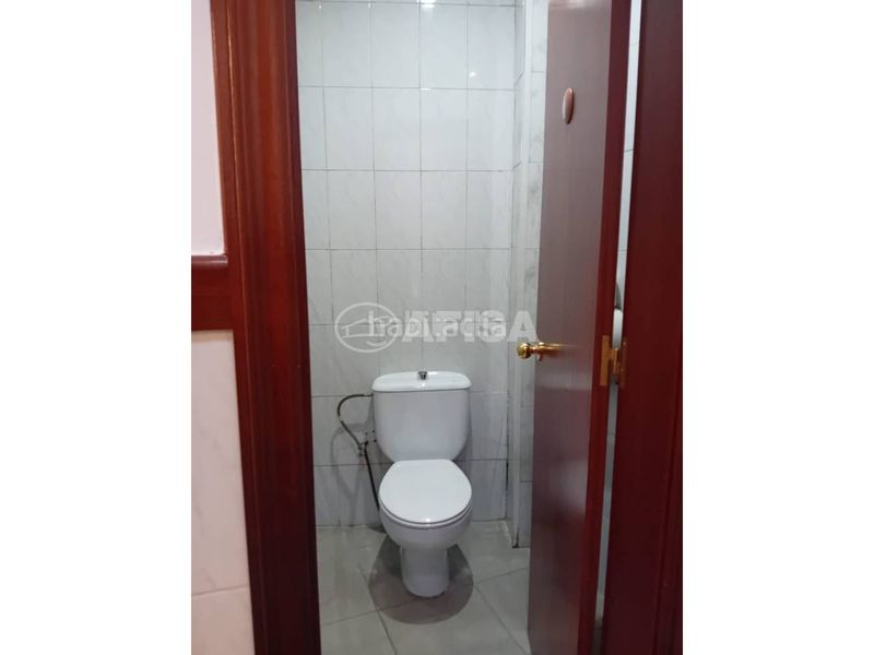 Foto 53cb7a6d-5288-4f28-a616-c0e99f4f4c28. Location local commercial dans Cardedeu