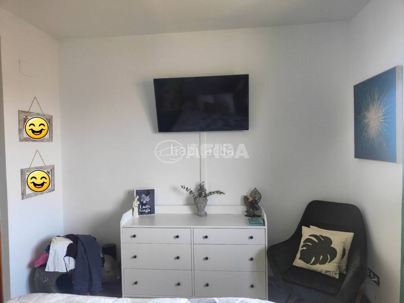 Foto a15822a4-5e96-4317-9446-3f443705fff3. Dúplex amb calefacció aparcament a Llinars del Vallès