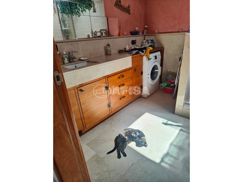 Foto c89fad6b-2f5e-49bd-a65c-72a618d0dafa. Dúplex amb calefacció aparcament a Llinars del Vallès