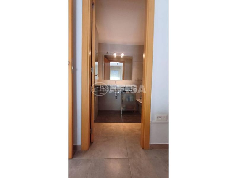 Foto 92be56b8-8456-4e23-8e7d-789337ed6efb. Pis amb calefacció aparcament a Caldes de Malavella