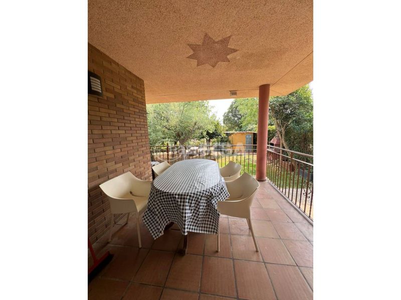 Foto 67b2e64d-a536-4df5-b648-b761622d04ce. Xalet amb calefacció aparcament piscina a Sils