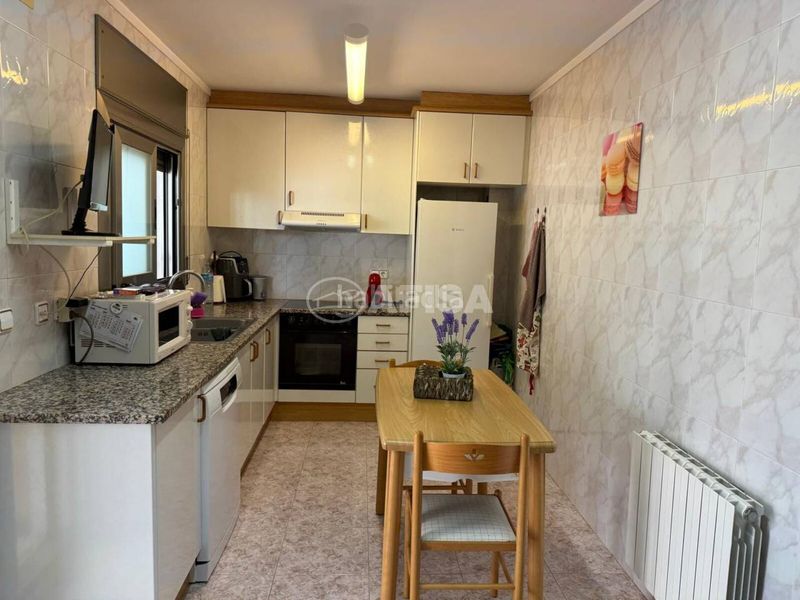 Foto 7ab35889-2220-45b7-af7d-d706cb8cece9. Casa aparellada amb calefacció aparcament a Sils