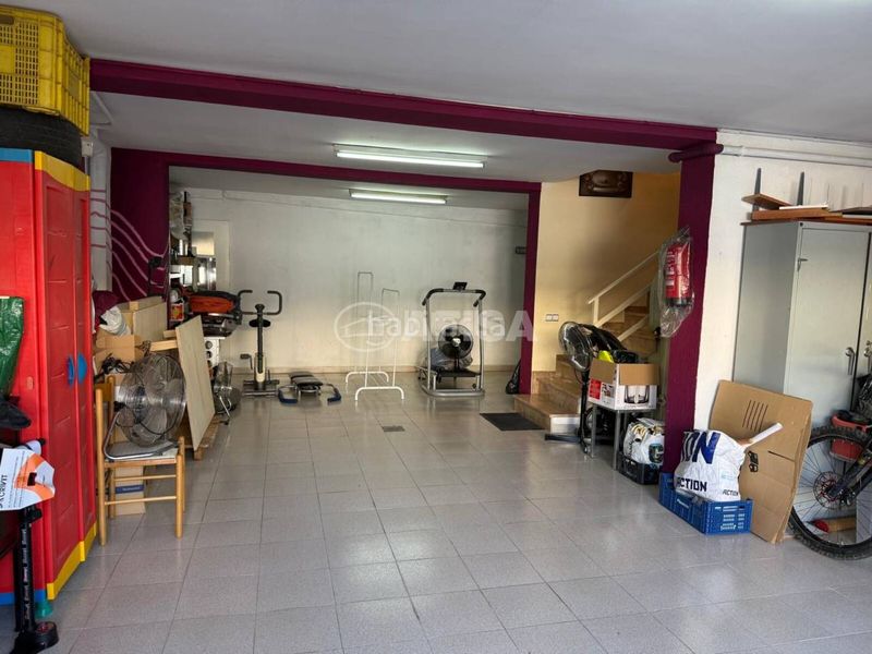 Foto c592a1df-096b-44e4-bd5e-48dc8915a095. Casa aparellada amb calefacció aparcament a Sils