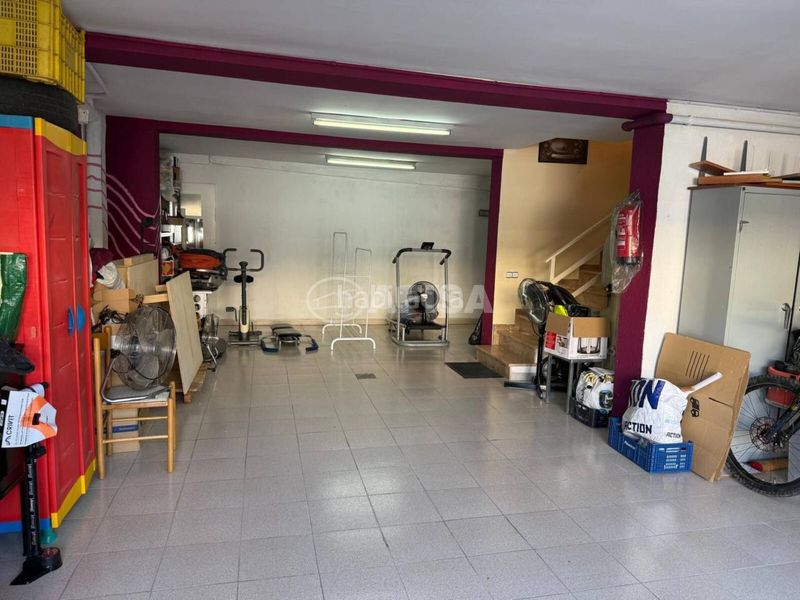 Foto d999c71f-eb97-4528-855f-02fdee11b2b0. Casa aparellada amb calefacció aparcament a Sils